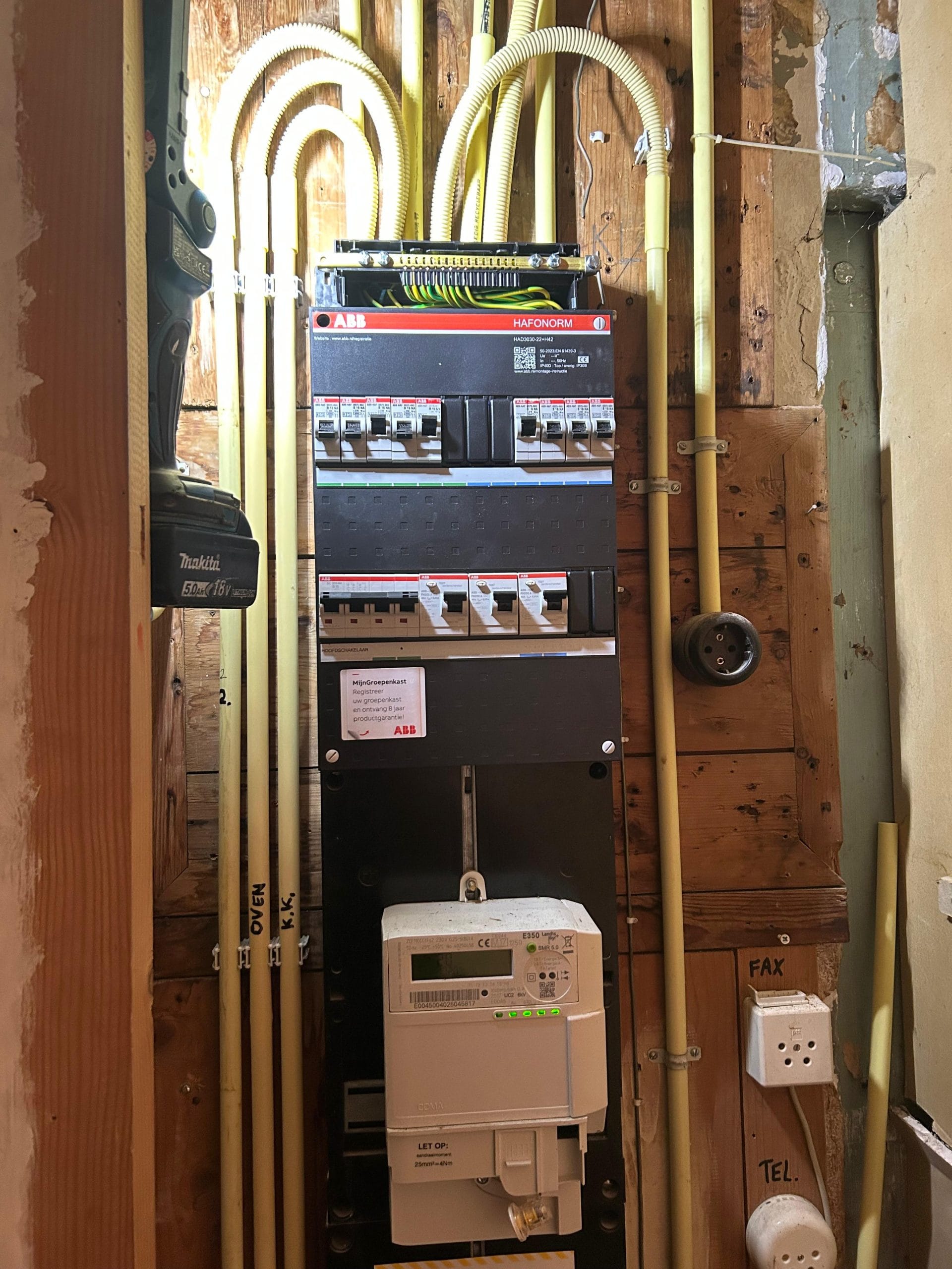 Oude kast vervangen voor nieuwe - Goudswaard